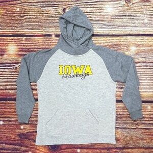 Women's University of Iowa Hawkeyes NCAA College Hoodie Pullover Sweatshirt
